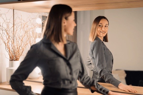 12+ Thousand Confident Woman Looking Into Mirror Royalty-Free Images, Stock Photos & Pictures | Shutterstock