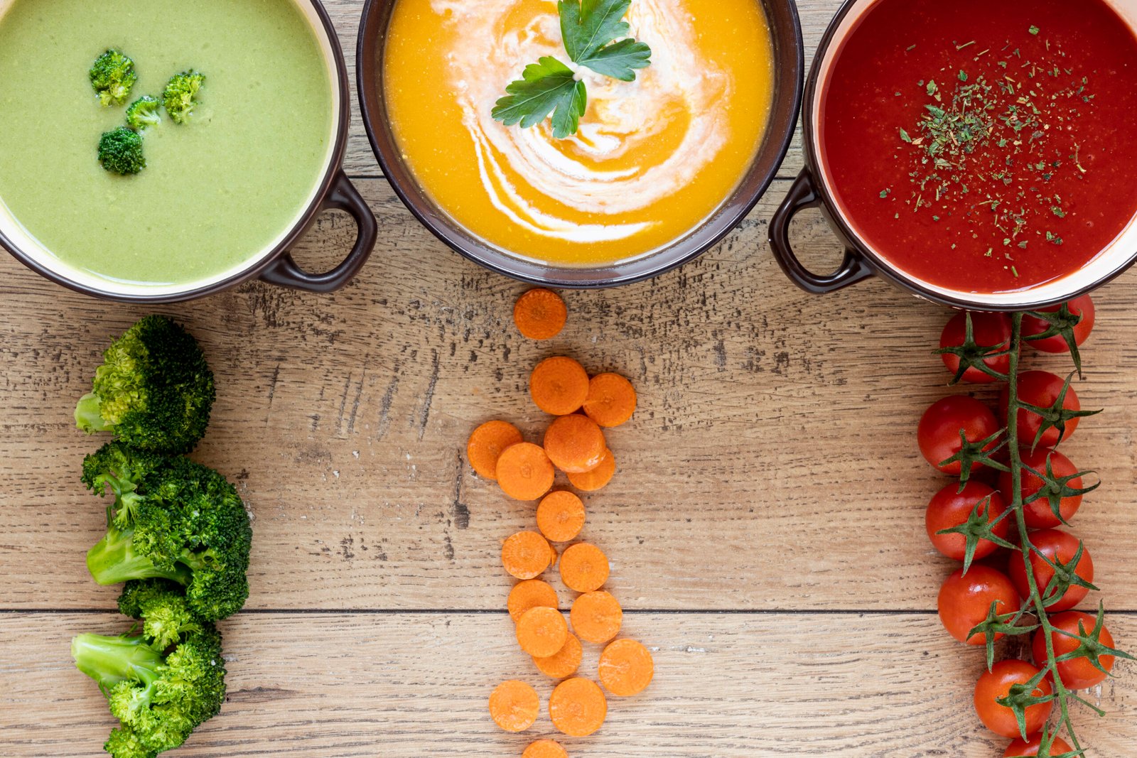 10 Low-Calorie Soups for Weight Loss
